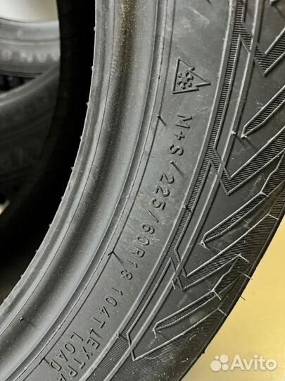 Nordman 8 225/60 R18 104T