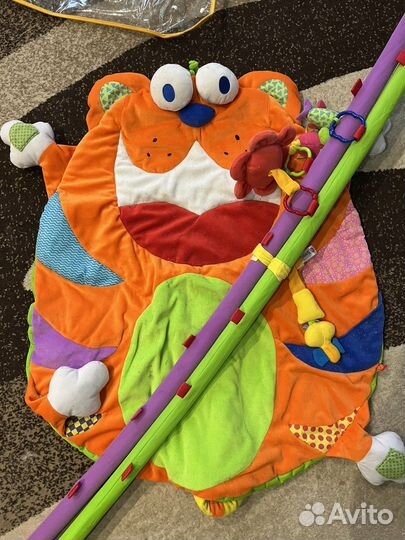 Развивающий коврик