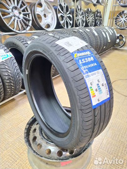 Landsail LS388 195/45 R16 84V