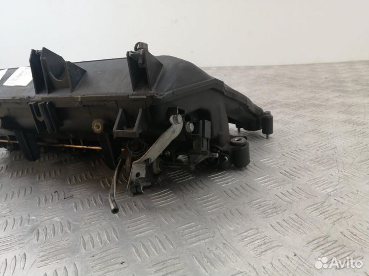 Впускной коллектор BMW 7 E65/E66/E67 2005 7789247