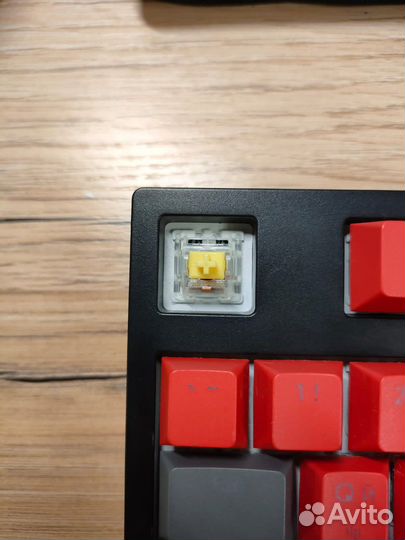 Игровая механическая клавиатура