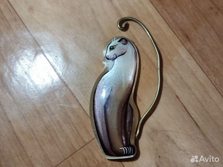 Фигурка из камня