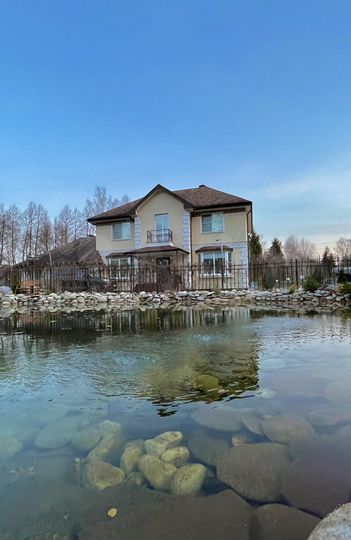 Коттедж 268,9 м² на участке 12,7 сот.