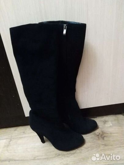 Замшавые сапоги