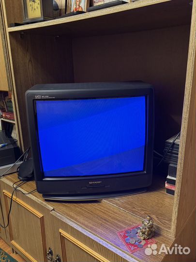 Телевизор бу Sharp