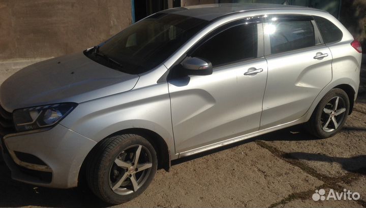 Дефлектор двери LADA X-ray