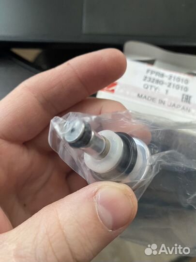 Регулятор давления топлива Fpr8-21010 Aisan