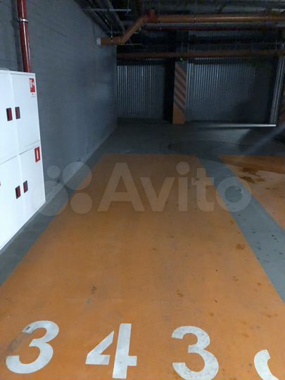 Машиноместо, 23 м²