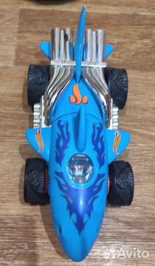 Машина Hot Wheels Action Sharkruiser 62002