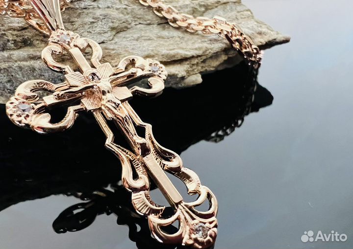 Крест с цепочкой