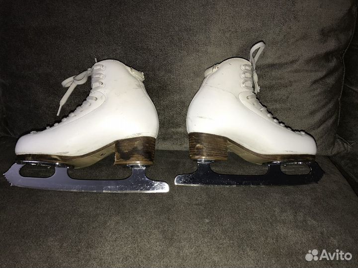 Коньки фигурные профессиональные