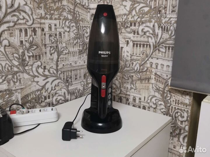 Филипс - пылесос автомобильный