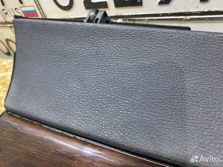 Бардачок Bmw X5 E70 3.0 2011