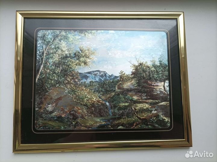 Картины в рамках