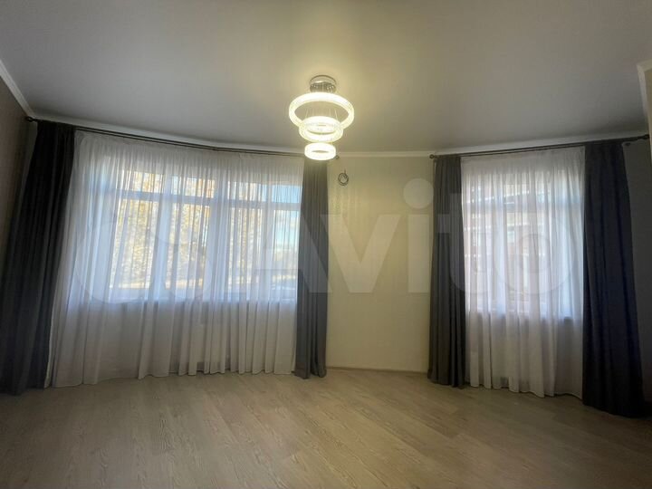 2-к. квартира, 58,9 м², 1/8 эт.