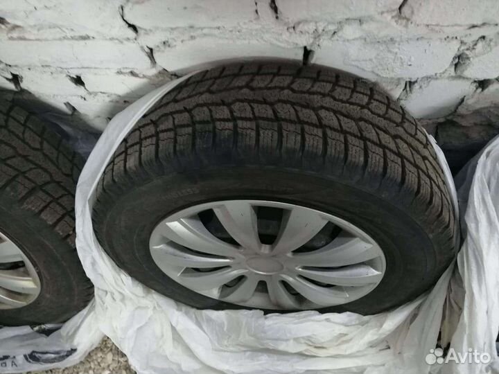 R15 Toyo Winter Tranpath MS 195/65, PCD 4x100 DIA 60.1
