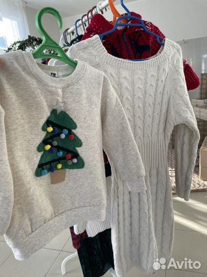 Новогодний свитер с оленями family look