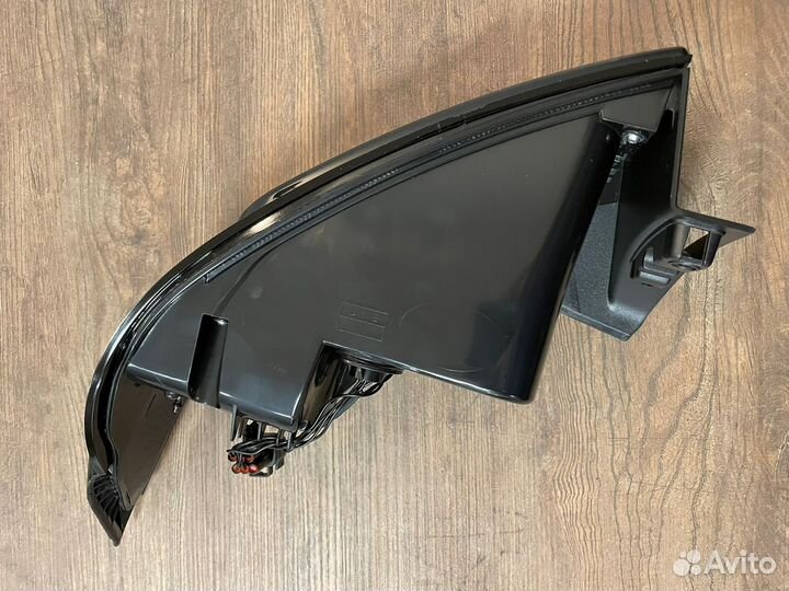 Фонарь задний левый Land Rover Evoque 15-18 г LED