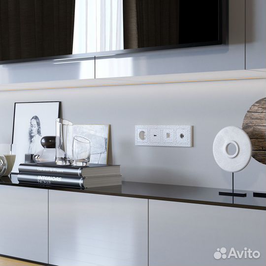 Розетка встраиваемая Hammer с заземлением цвет бел