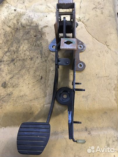 Педаль тормоза Renault Kangoo 2 (2265)