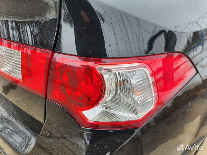 Фонарь задний правый оригинал Хонда Аккорд 8