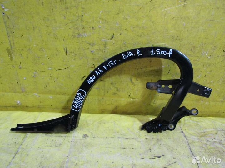 Петля крышки багажника Audi A6 11-17г 48012