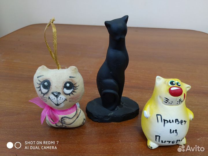 Кошки. Сувенир