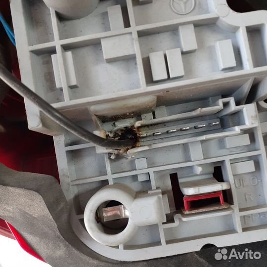 Мерседес 204 фонарь универсал задний правый