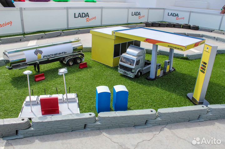 Диорама Макет АЗС Роснефть масштаб 1:10