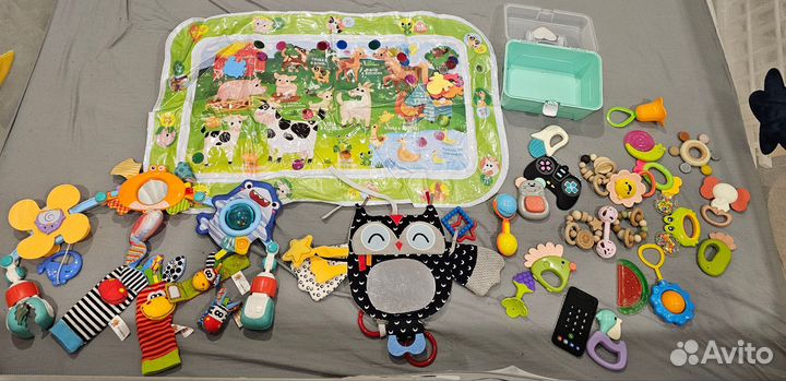 Развивающие игрушки пакетом