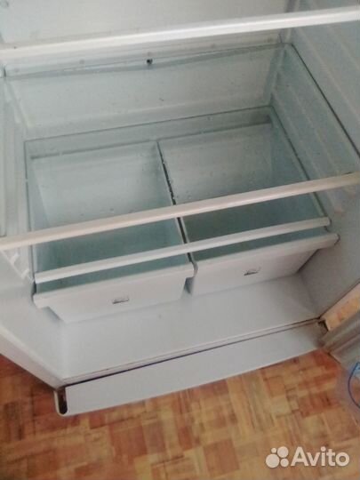 Холодильник б/у