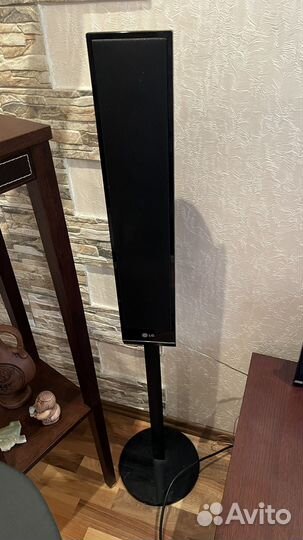 DVD-караоке LG с 5 колонками и сабвуфером