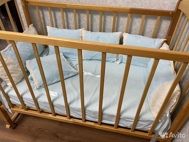 Детская кроватка с ортоп.матрасом и бортиками