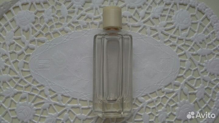 Флаконы из-под советских духов