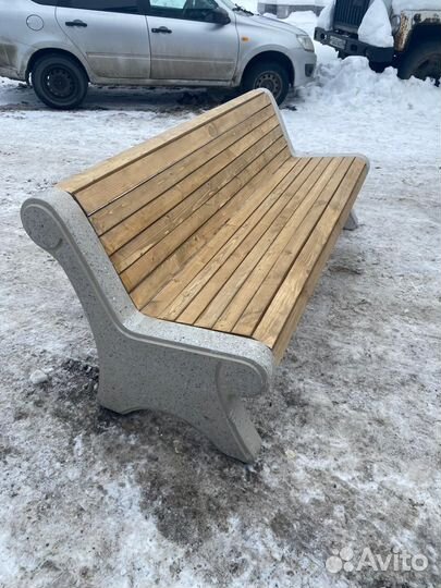 Скамейка уличная