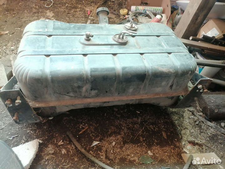 Топливный бак