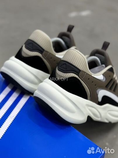 Кроссовки мужские Adidas Ozwave