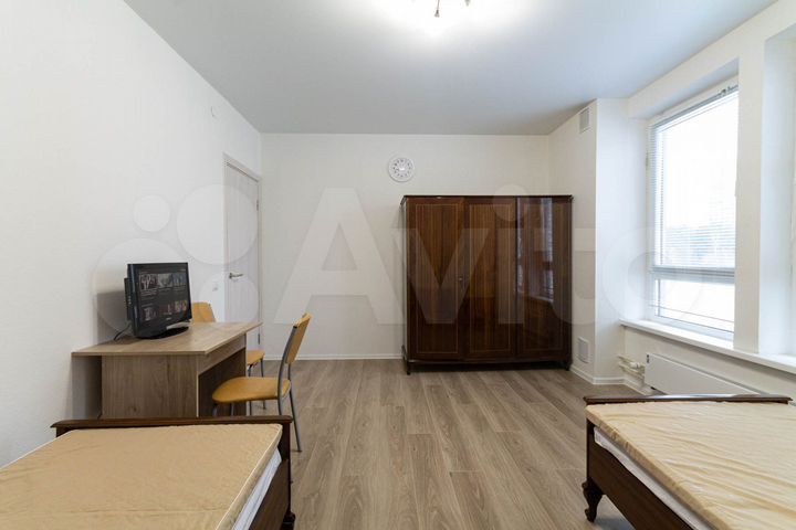 2-к. квартира, 54 м², 3/33 эт.