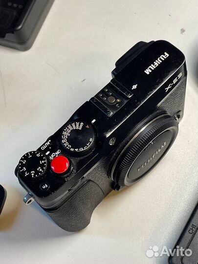 Fujifilm X-E3 + XF 27mm f/2.8 + Хват Meike MK-XE3G