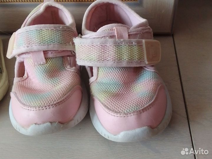 Обувь пакетом для девочки 25р