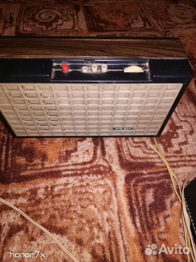 Катушечный магнитофон