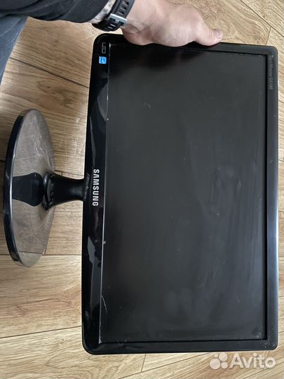 Монитор samsung SA100
