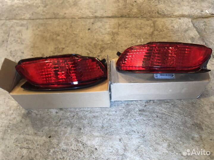 Задние противотуманные фонари Lexus Rx300/350