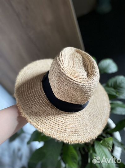 Соломенная шляпа новая