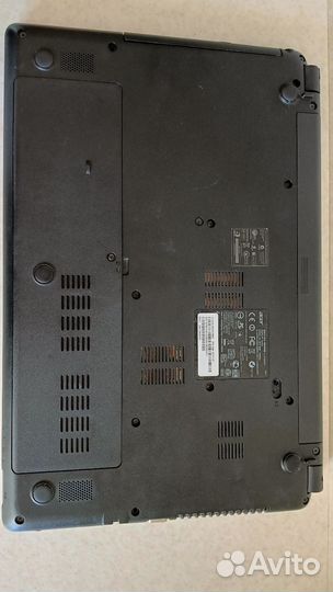 Ноутбук Acer Aspire E1-572G