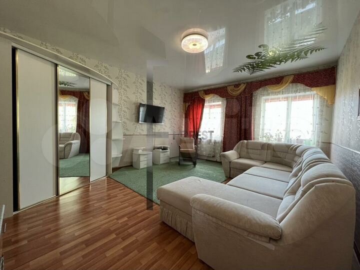 3-к. квартира, 100 м², 1/1 эт.