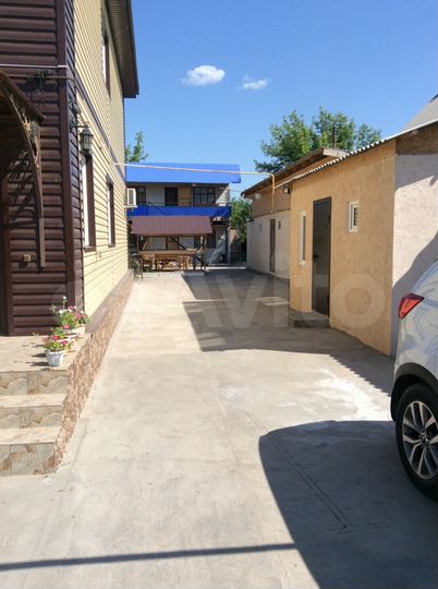 Комната 16 м² в 5-к., 2/2 эт.