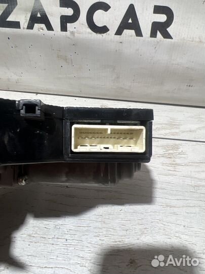 Lexus Lx570 привод багажника