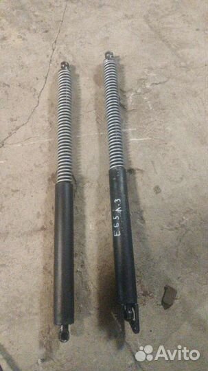 Амоpтизaтоp кpышки бaгажника вмw e65 е66 e67