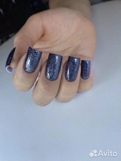 Маникюр педикюр